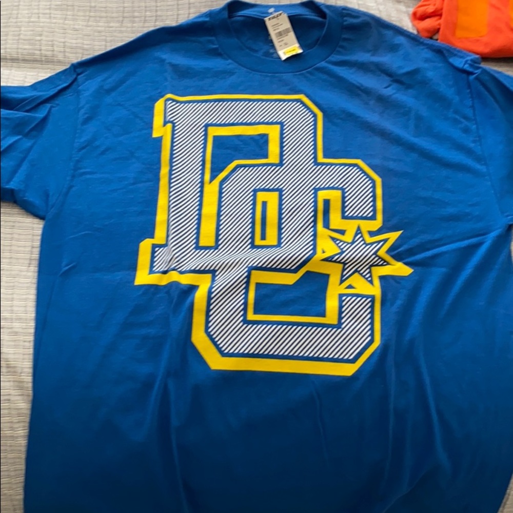 DC Tee